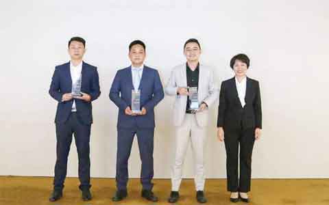 Я��ʮ���� 9001cc��ɳ�Գ�Ϊ��������ҵЭͬ������