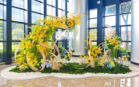 ֲ�����ް��� | 9001cc��ɳ�Գ�Ϊ��Я�ַ�ɽ����㳡������ɫ�칫�±��